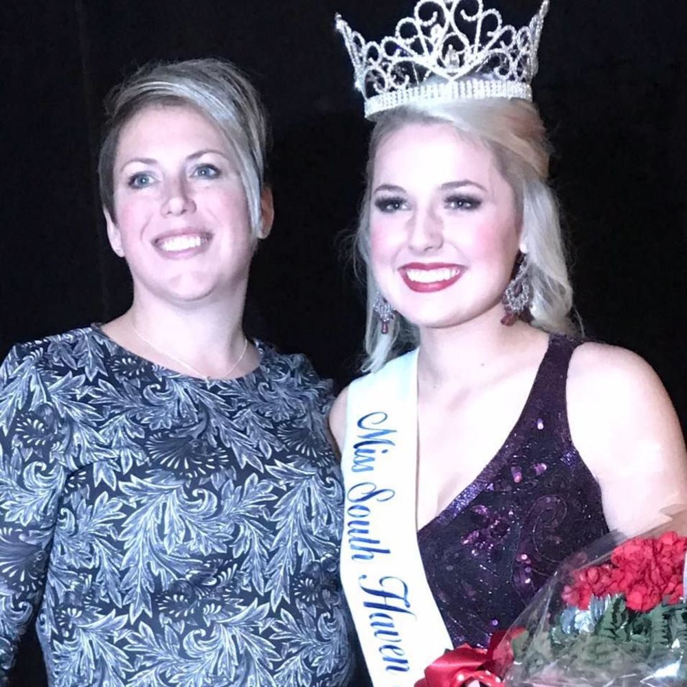 Meet your Posher, Laura